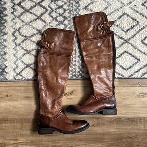 NEVER WORN Vince Camuto Fantasia Leather Boots Size 7
